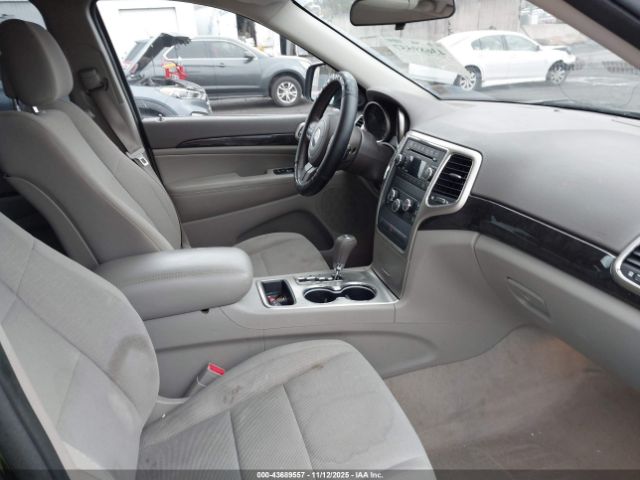 2011 JEEP GRAND CHEROKEE 1J4RR4GG9BC547657 Photo 4