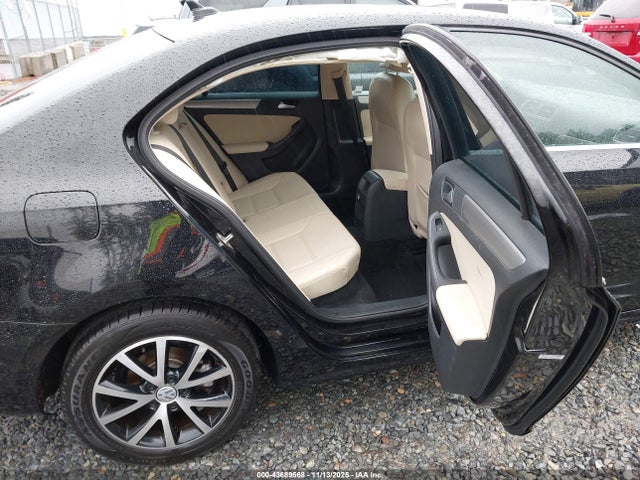 2018 Volkswagen Jetta 1.4t Se/1.4t Wolfsburg Edition მანქანა იყიდება აუქციონზე, vin: 3VWDB7AJ5JM256867, აუქციონის ნომერი: 43689568