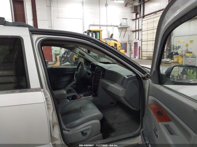 2005 Jeep Grand Cherokee Limited მანქანა იყიდება აუქციონზე, vin: 1J4HR58265C590734, აუქციონის ნომერი: 43689607