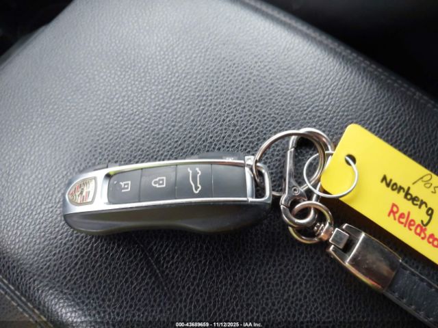 2020 PORSCHE CAYENNE WP1AA2AY9LDA09888 Photo 10