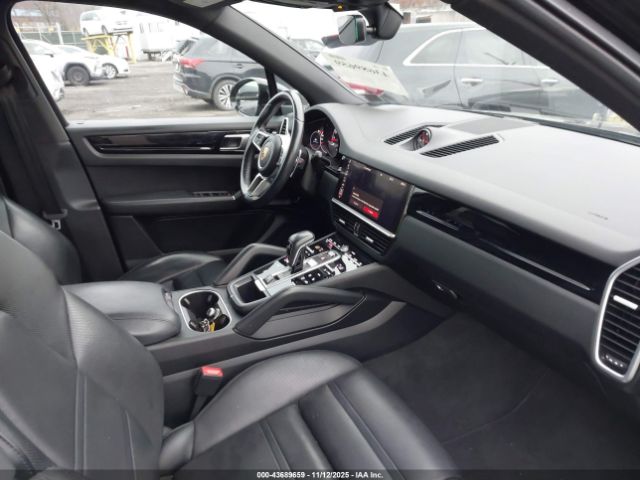 2020 PORSCHE CAYENNE WP1AA2AY9LDA09888 Photo 4