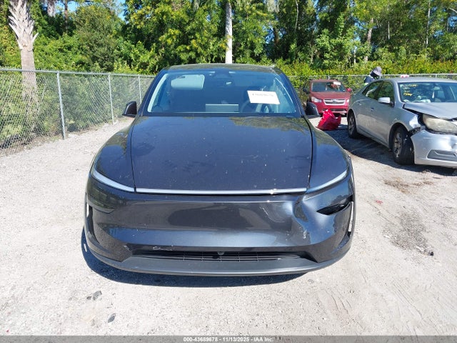 Tesla Model Y Rwd 2026 7SAYGDED4TF383628 Image 11