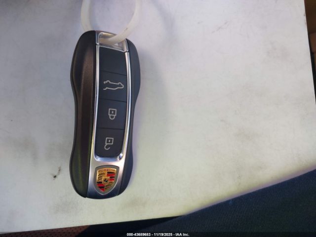 2021 PORSCHE CAYENNE E-HYBRID WP1AE2AY2MDA24187 Photo 10