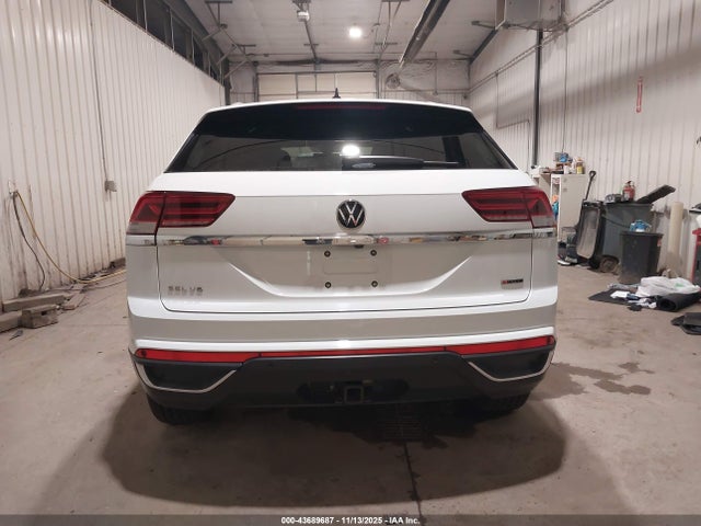 43689687 :رقم المزاد ، 1V2BE2CA4MC211506 vin ، 2021 Volkswagen Atlas Cross Sport 3.6l V6 Sel مزاد بيع