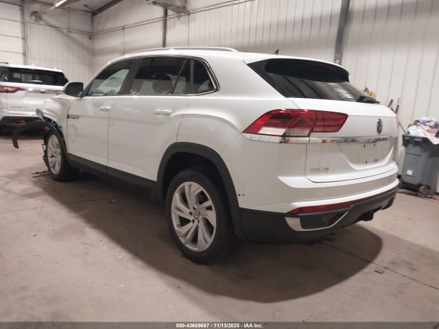 43689687 :رقم المزاد ، 1V2BE2CA4MC211506 vin ، 2021 Volkswagen Atlas Cross Sport 3.6l V6 Sel مزاد بيع