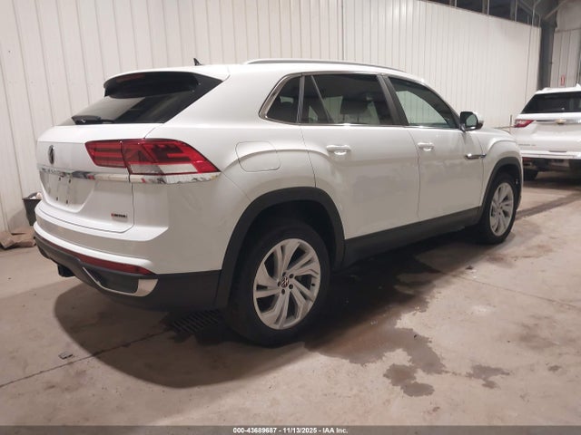 43689687 :رقم المزاد ، 1V2BE2CA4MC211506 vin ، 2021 Volkswagen Atlas Cross Sport 3.6l V6 Sel مزاد بيع
