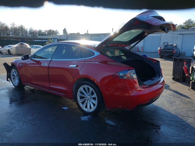 2016 TESLA MODEL S 5YJSA1E11GF160364 Photo 2