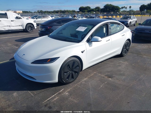 2025 TESLA MODEL 3 5YJ3E1EA6SF030856 Photo 1