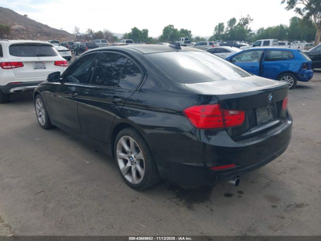 2015 BMW 320I WBA3B1G57FNT07088 Photo 2
