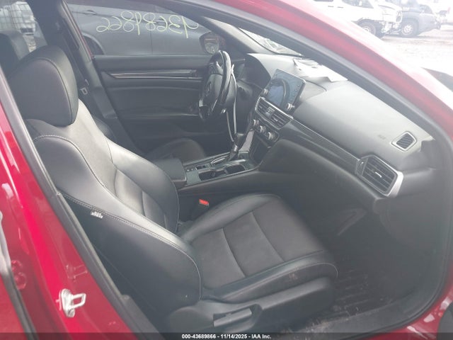 1HGCV1F34JA237805 Honda Accord Sport
