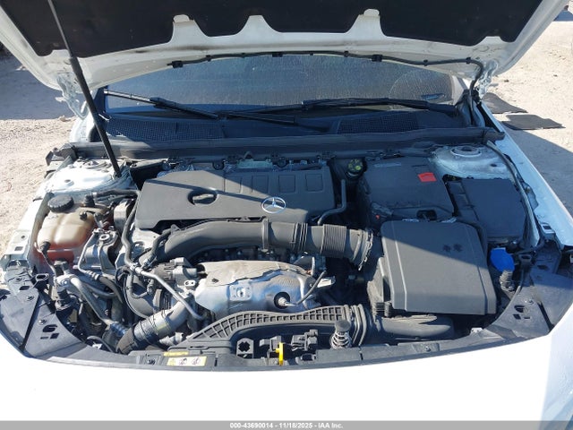 2023 MERCEDES-BENZ CLA 250 COUPE W1K5J4GB7PN333414 Photo 9