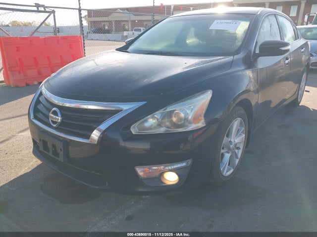 Продажа на аукционе авто 2015 Nissan Altima 2.5 Sv, vin: 1N4AL3AP2FC104589, номер лота: 43690015