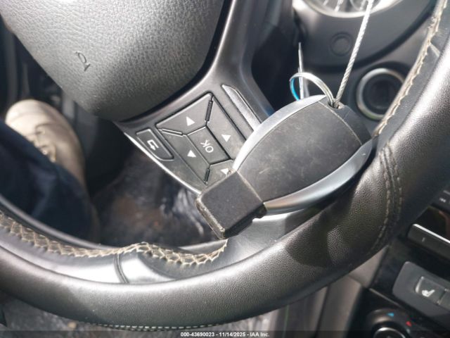 2017 INFINITI QX30 SJKCH5CR7HA036199 Photo 10