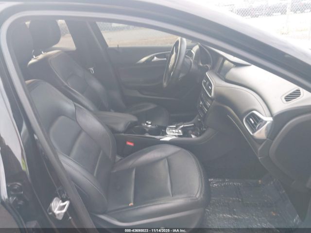 2017 INFINITI QX30 SJKCH5CR7HA036199 Photo 4
