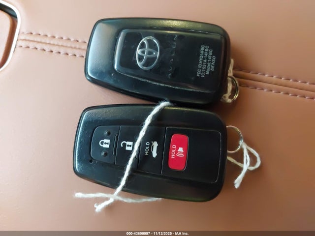 43690097 :رقم المزاد ، 4T1DZ1FB1LU055295 vin ، 2020 Toyota Avalon Limited مزاد بيع