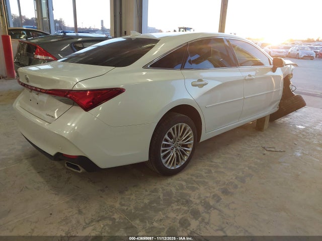 43690097 :رقم المزاد ، 4T1DZ1FB1LU055295 vin ، 2020 Toyota Avalon Limited مزاد بيع
