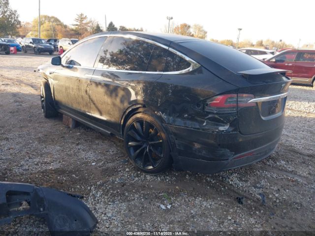 2020 TESLA MODEL X 5YJXCBE28LF301634 Photo 2