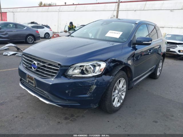 2015 VOLVO XC60 YV4612RK5F2709427 Photo 1