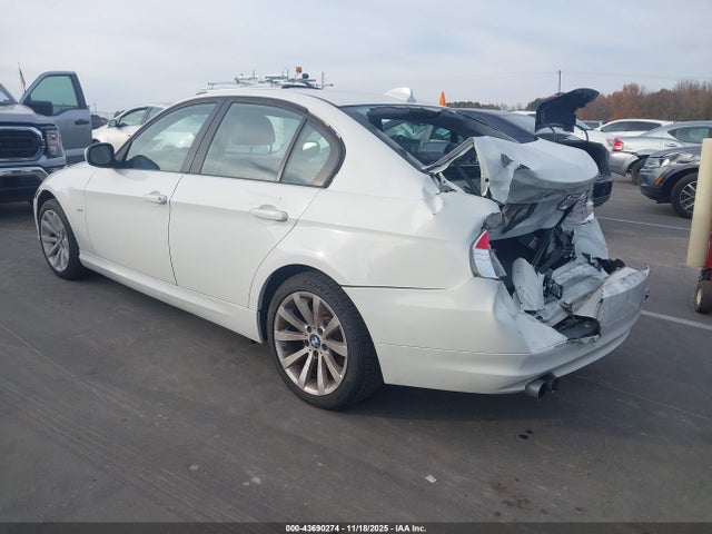 Продаж на аукціоні авто 2011 Bmw 328i, vin: WBAPH5G54BNM73960, номер лоту: 43690274
