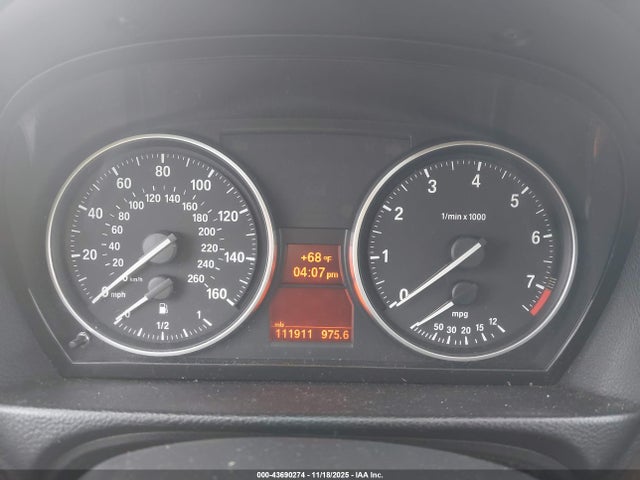 Продаж на аукціоні авто 2011 Bmw 328i, vin: WBAPH5G54BNM73960, номер лоту: 43690274