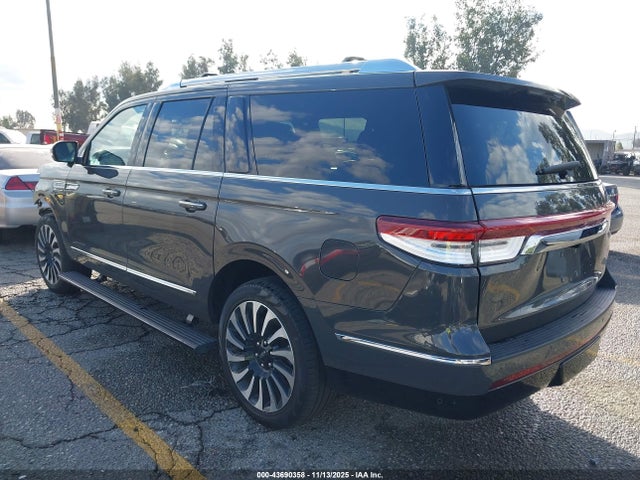 5LMJJ3TG7PEL14522 Lincoln Navigator Black Label L