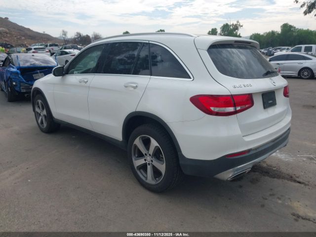 2016 MERCEDES-BENZ GLC 300 WDC0G4JB4GF032440 Photo 2