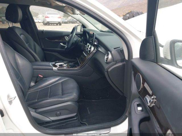 2016 MERCEDES-BENZ GLC 300 WDC0G4JB4GF032440 Photo 4