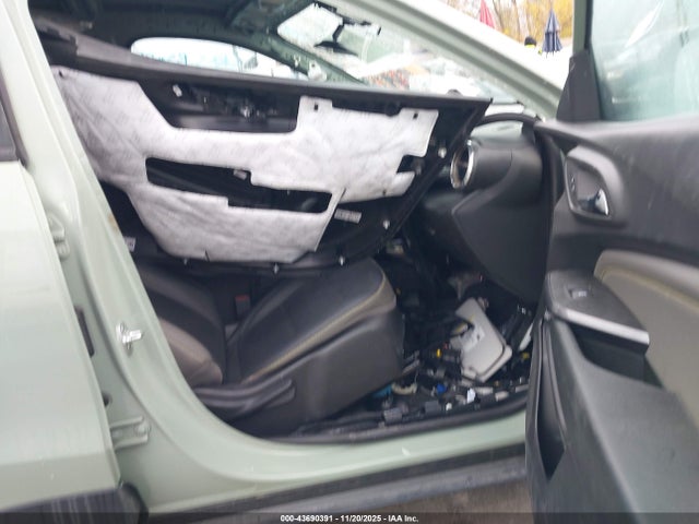 KL77LKEP8SC096708 Chevrolet Trax Fwd Activ