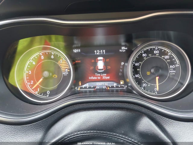 43690434 :رقم المزاد ، 1C4PJMDX1KD272921 vin ، 2019 Jeep Cherokee Limited 4x4 مزاد بيع