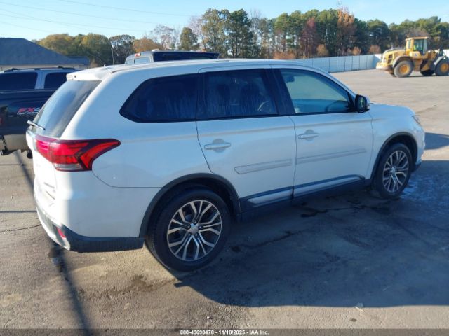 2016 MITSUBISHI OUTLANDER JA4AD3A32GZ017868 Photo 3