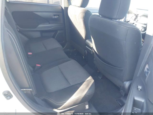 2016 MITSUBISHI OUTLANDER JA4AD3A32GZ017868 Photo 7