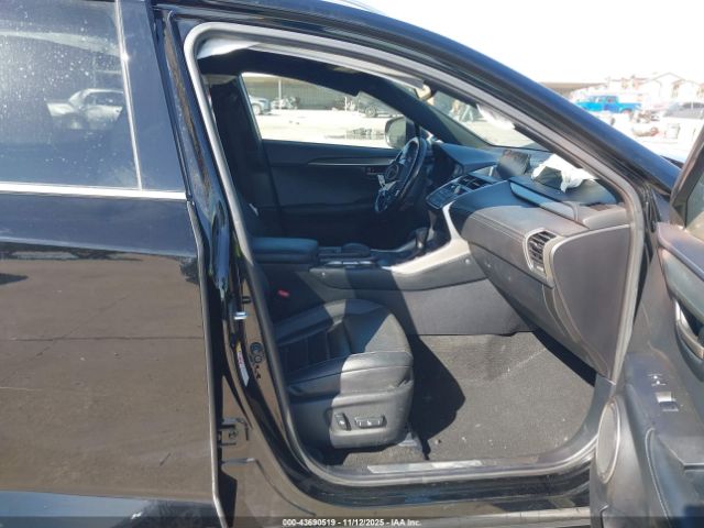 2017 LEXUS NX 200T JTJYARBZ7H2068230 Photo 4