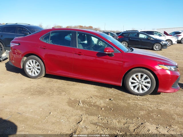 Продаж на аукціоні авто 2020 Toyota Camry Le Awd, vin: 4T1L11BK5LU003449, номер лоту: 43690582