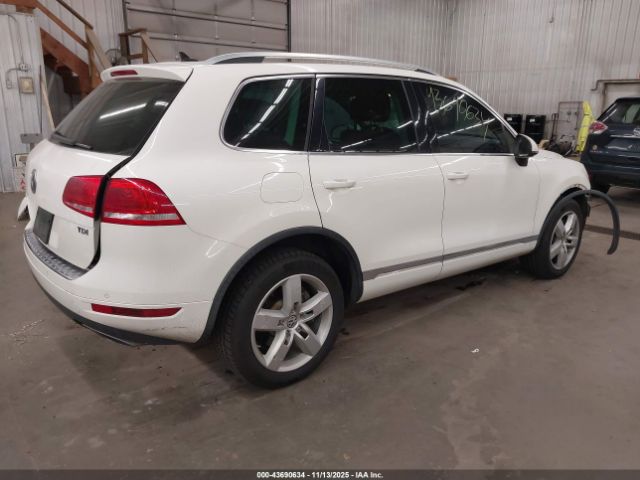 2012 VOLKSWAGEN TOUAREG WVGFK9BP2CD005051 Photo 3