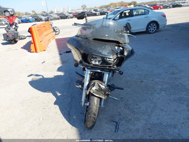 2023 HARLEY-DAVIDSON FLTRX 1HD1KHC11PB655055 Photo 4