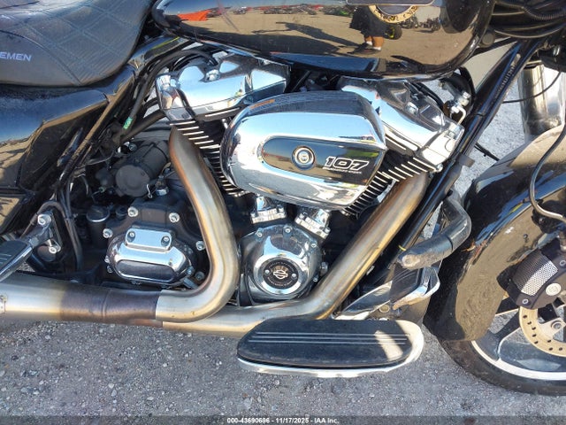 2023 HARLEY-DAVIDSON FLTRX 1HD1KHC11PB655055 Photo 7