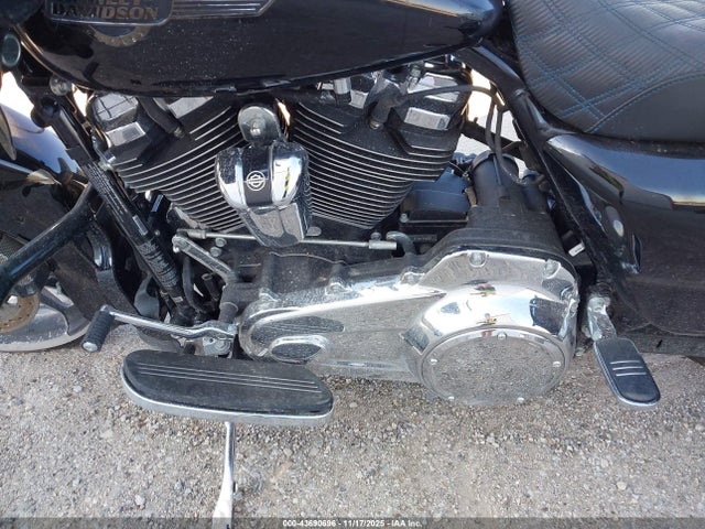 2023 HARLEY-DAVIDSON FLTRX 1HD1KHC11PB655055 Photo 8