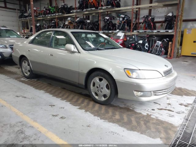 2001 LEXUS ES 300 JT8BF28G910320535
