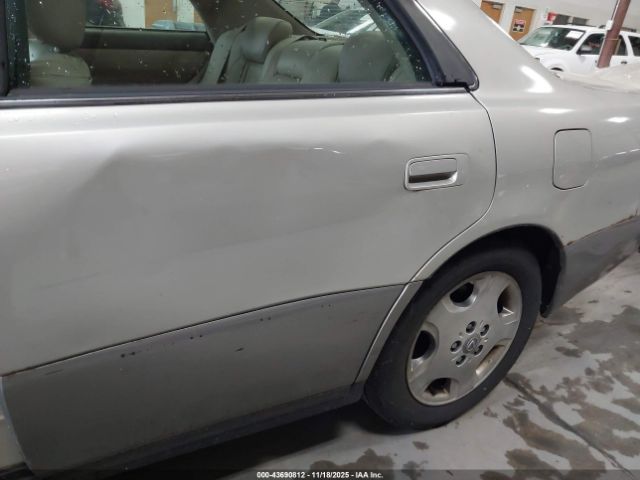 2001 LEXUS ES 300 JT8BF28G910320535 Photo 5