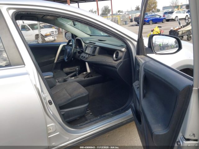 2015 TOYOTA RAV4 JTMZFREVXFJ032276 Photo 4