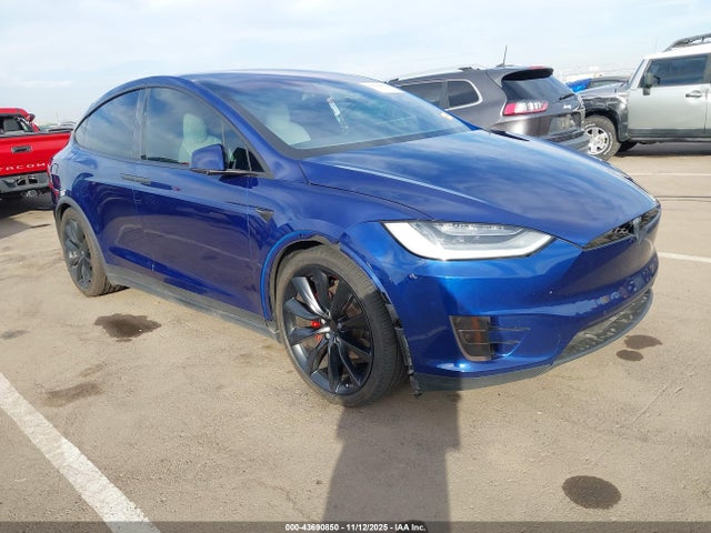 2020 TESLA MODEL X 5YJXCBE41LF261978 Photo 0