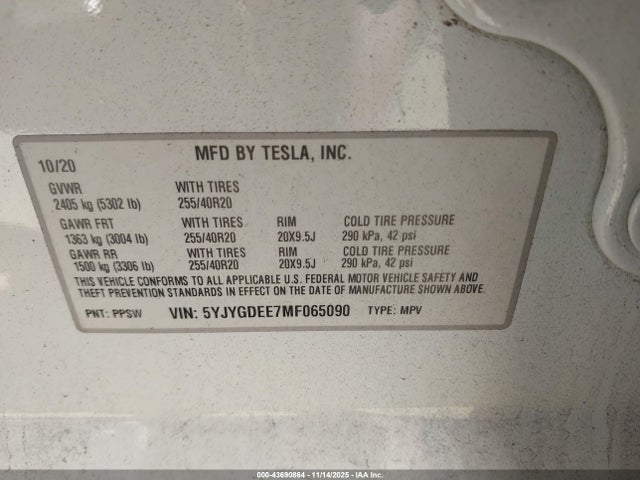 2021 TESLA MODEL Y 5YJYGDEE7MF065090 Photo 8