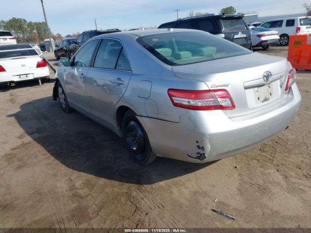 2011 TOYOTA CAMRY 4T1BF3EK6BU123277 Photo 2