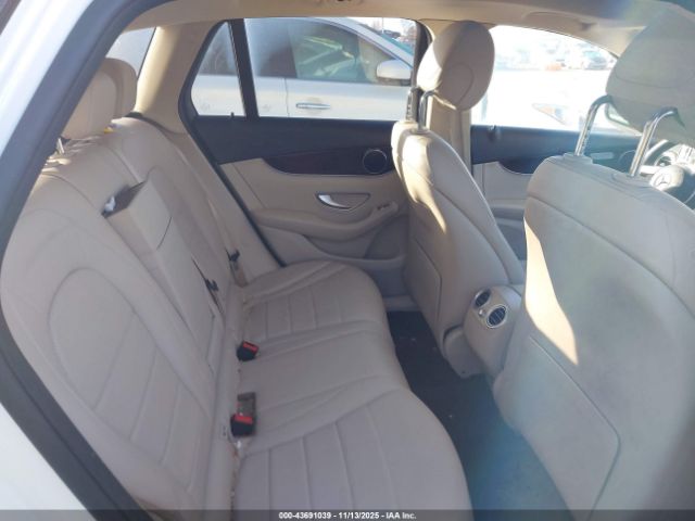 2022 MERCEDES-BENZ GLC 300 W1N0G8DB2NV378149 Photo 7
