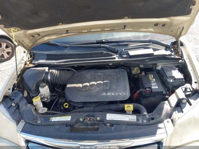 2011 CHRYSLER TOWN & COUNTRY 2A4RR5DG2BR677507 Photo 9