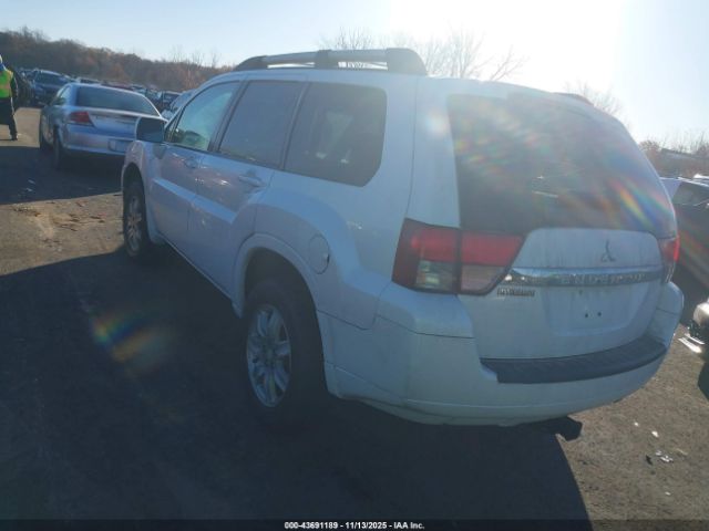 2011 MITSUBISHI ENDEAVOR 4A4JN2AS3BE034983 Photo 2