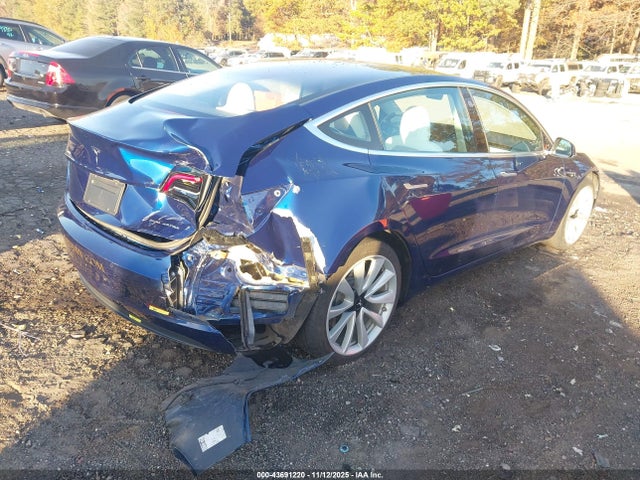2019 TESLA MODEL 3 5YJ3E1EB8KF392017 Photo 3