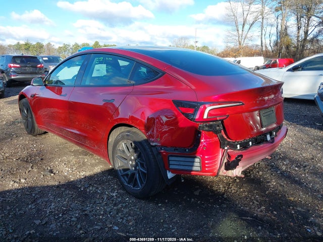 2025 TESLA MODEL 3 5YJ3E1EA0SF021585 Photo 2