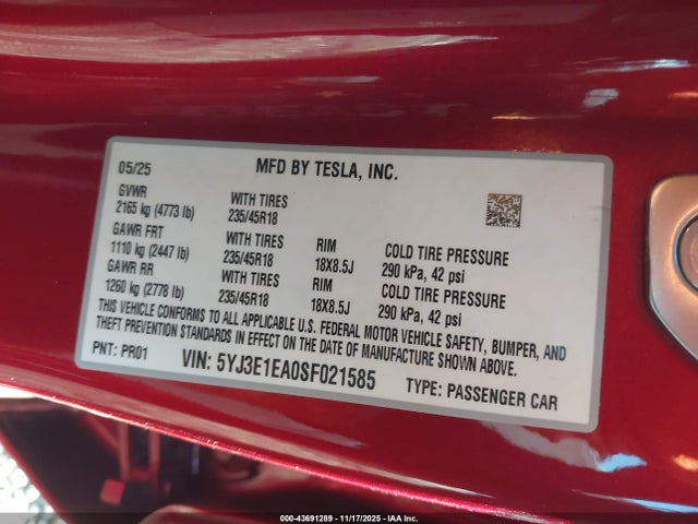 2025 TESLA MODEL 3 5YJ3E1EA0SF021585 Photo 8