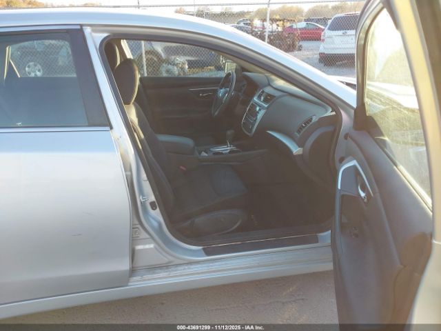 2017 NISSAN ALTIMA 1N4AL3AP3HC267450 Photo 4